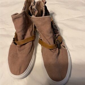 Blowfish Tan High-Top Sneakers with Buckle